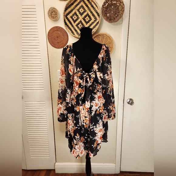 Black Floral Long Sleeve Mini Dress With Tie Back - Picture 10 of 12